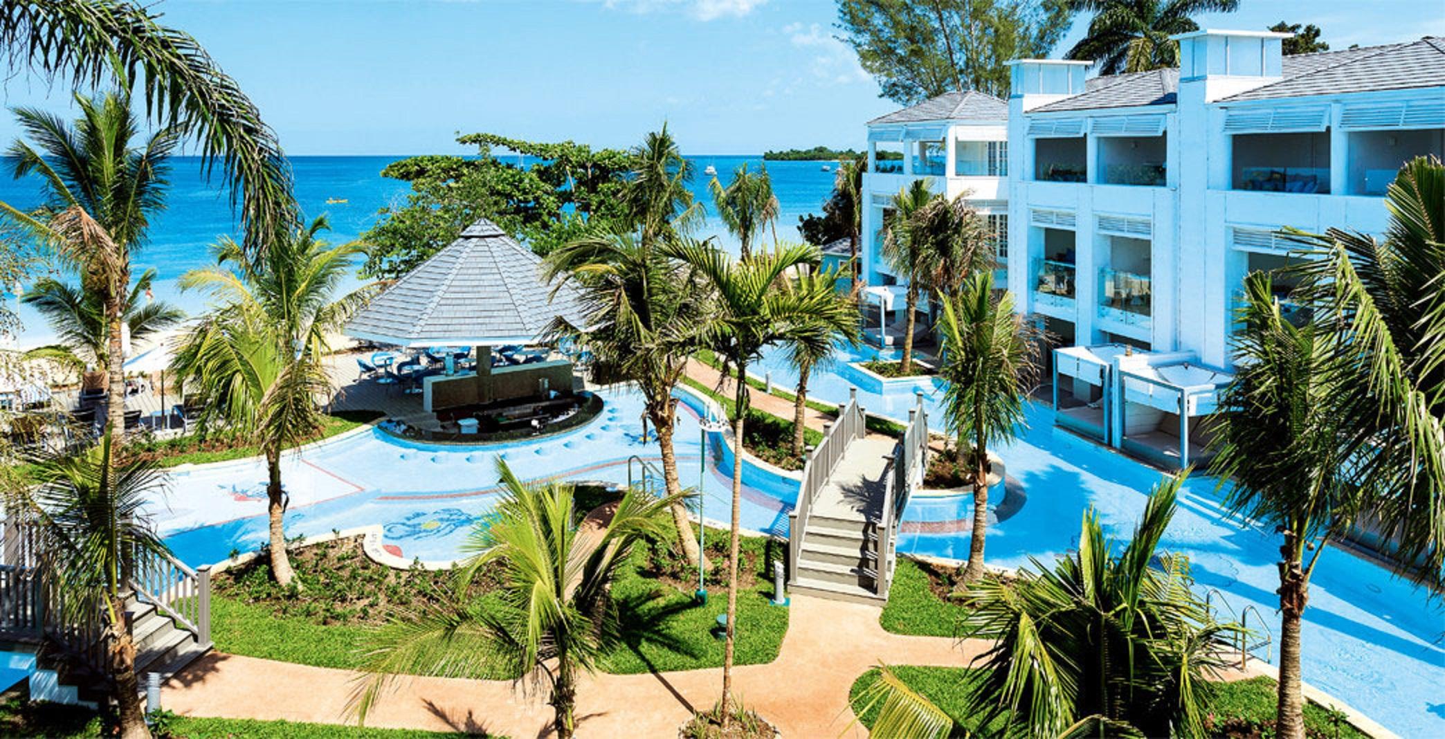 อะซุล บีช รีสอร์ต เนกริล กูร์เมต์ ออลอินคลูซีฟ บาย การิสมา Hotel ภายนอก รูปภาพ