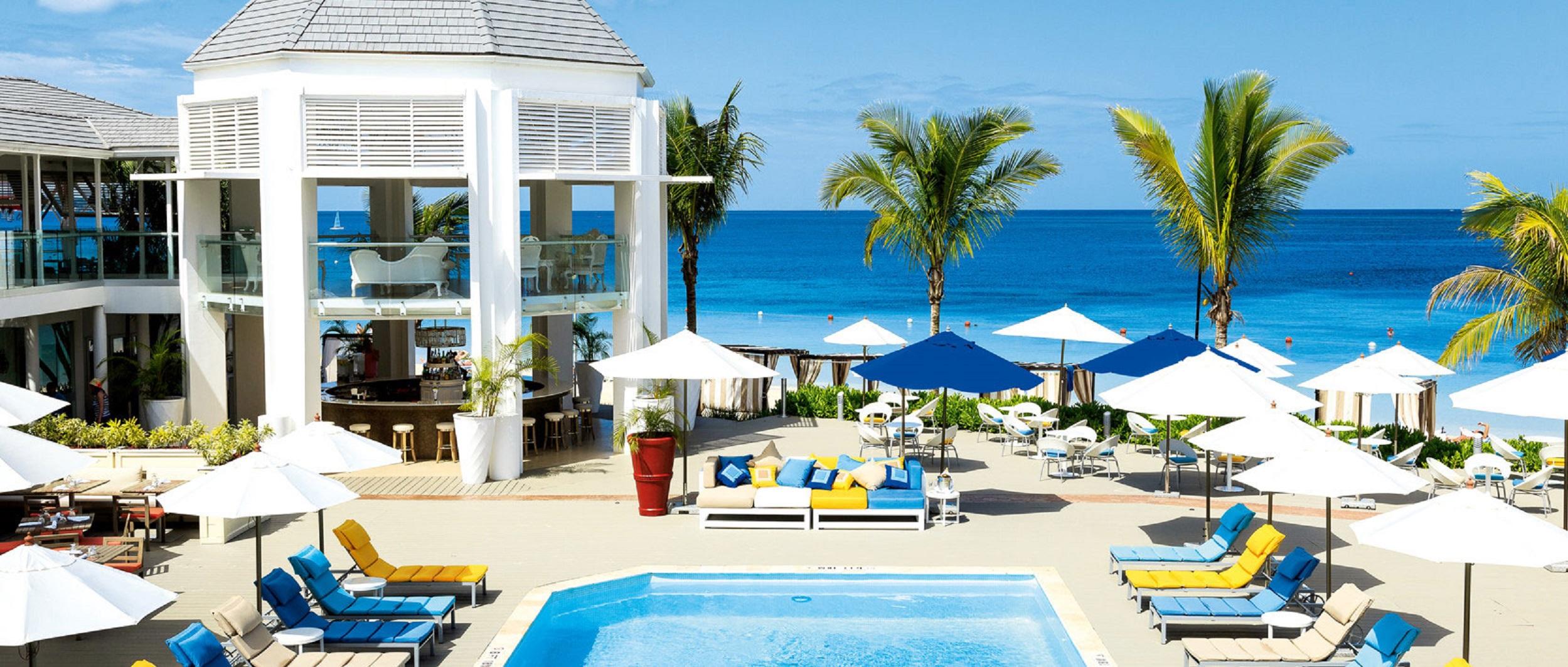 อะซุล บีช รีสอร์ต เนกริล กูร์เมต์ ออลอินคลูซีฟ บาย การิสมา Hotel ภายนอก รูปภาพ