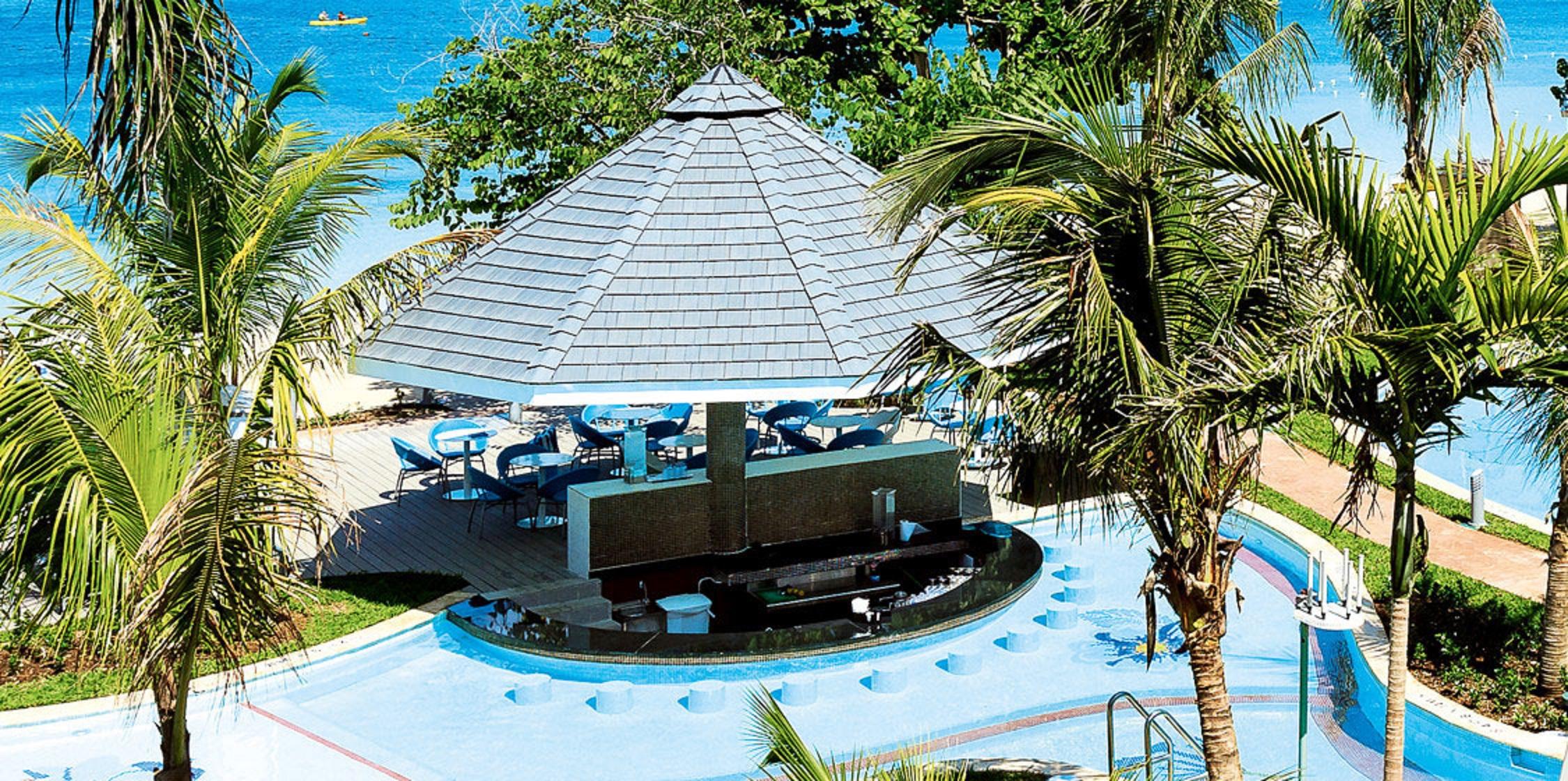 อะซุล บีช รีสอร์ต เนกริล กูร์เมต์ ออลอินคลูซีฟ บาย การิสมา Hotel ภายนอก รูปภาพ