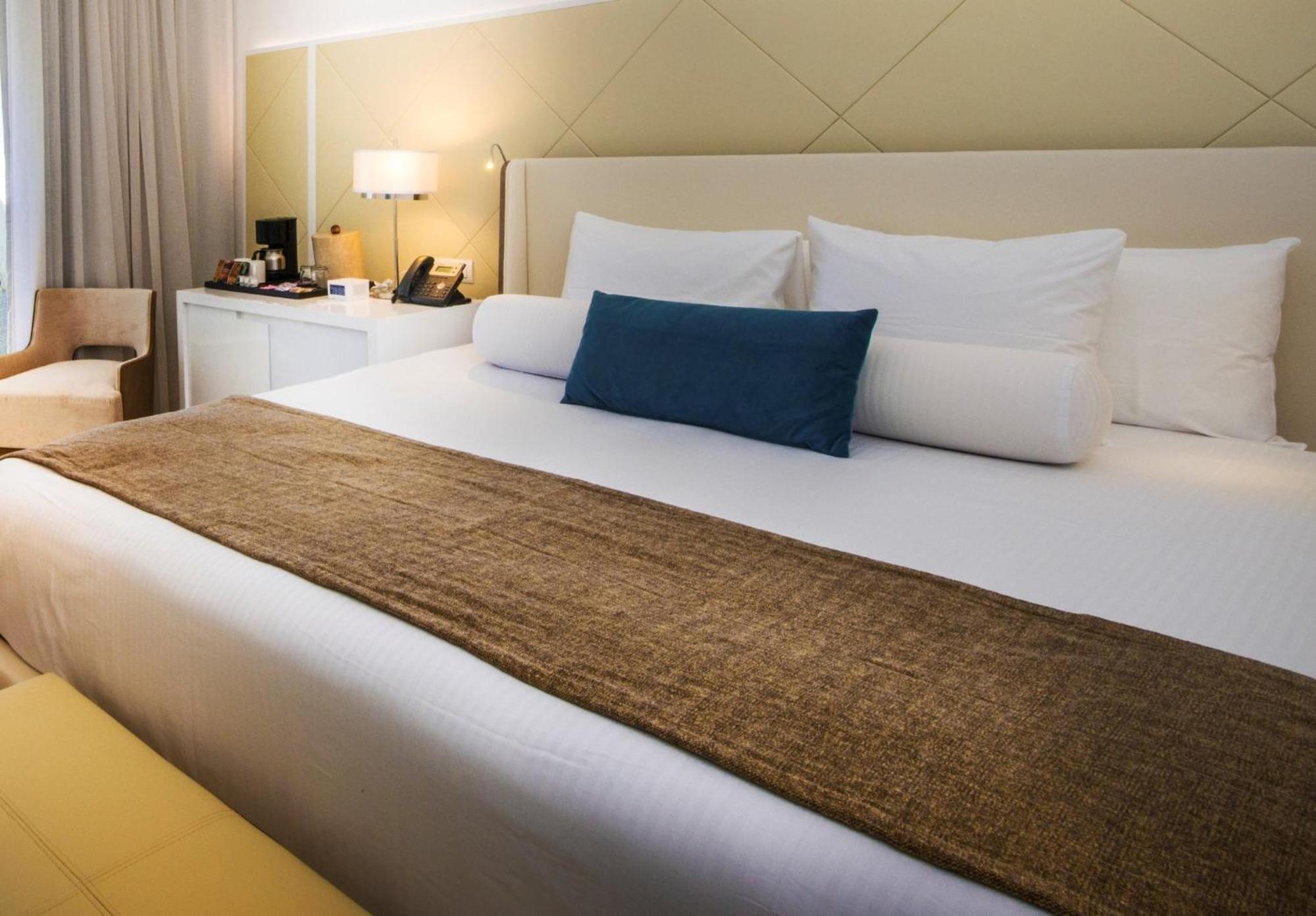 อะซุล บีช รีสอร์ต เนกริล กูร์เมต์ ออลอินคลูซีฟ บาย การิสมา Hotel ภายนอก รูปภาพ