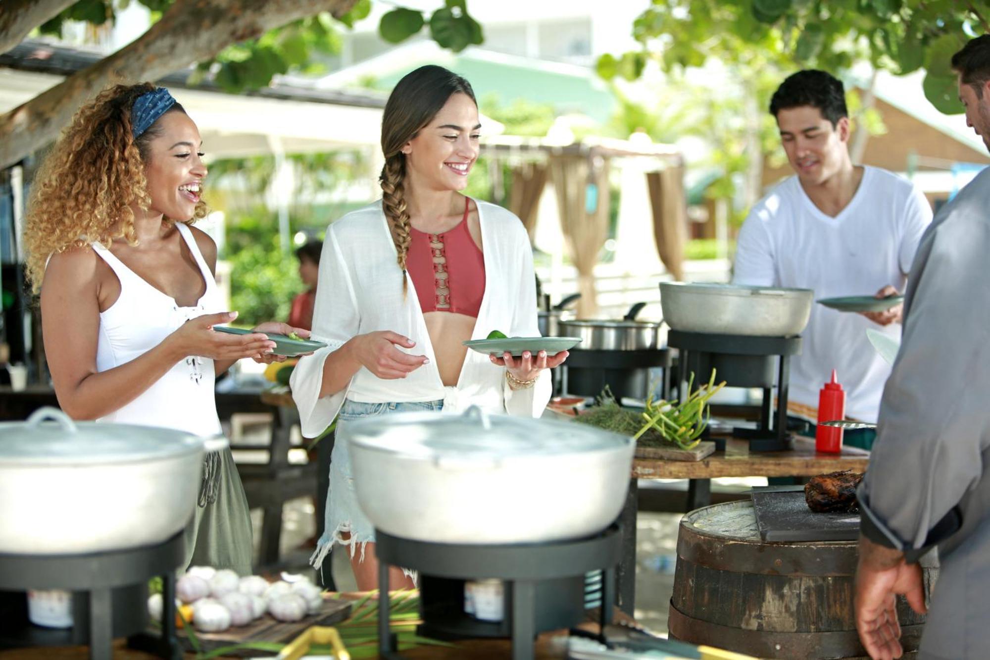 อะซุล บีช รีสอร์ต เนกริล กูร์เมต์ ออลอินคลูซีฟ บาย การิสมา Hotel ภายนอก รูปภาพ