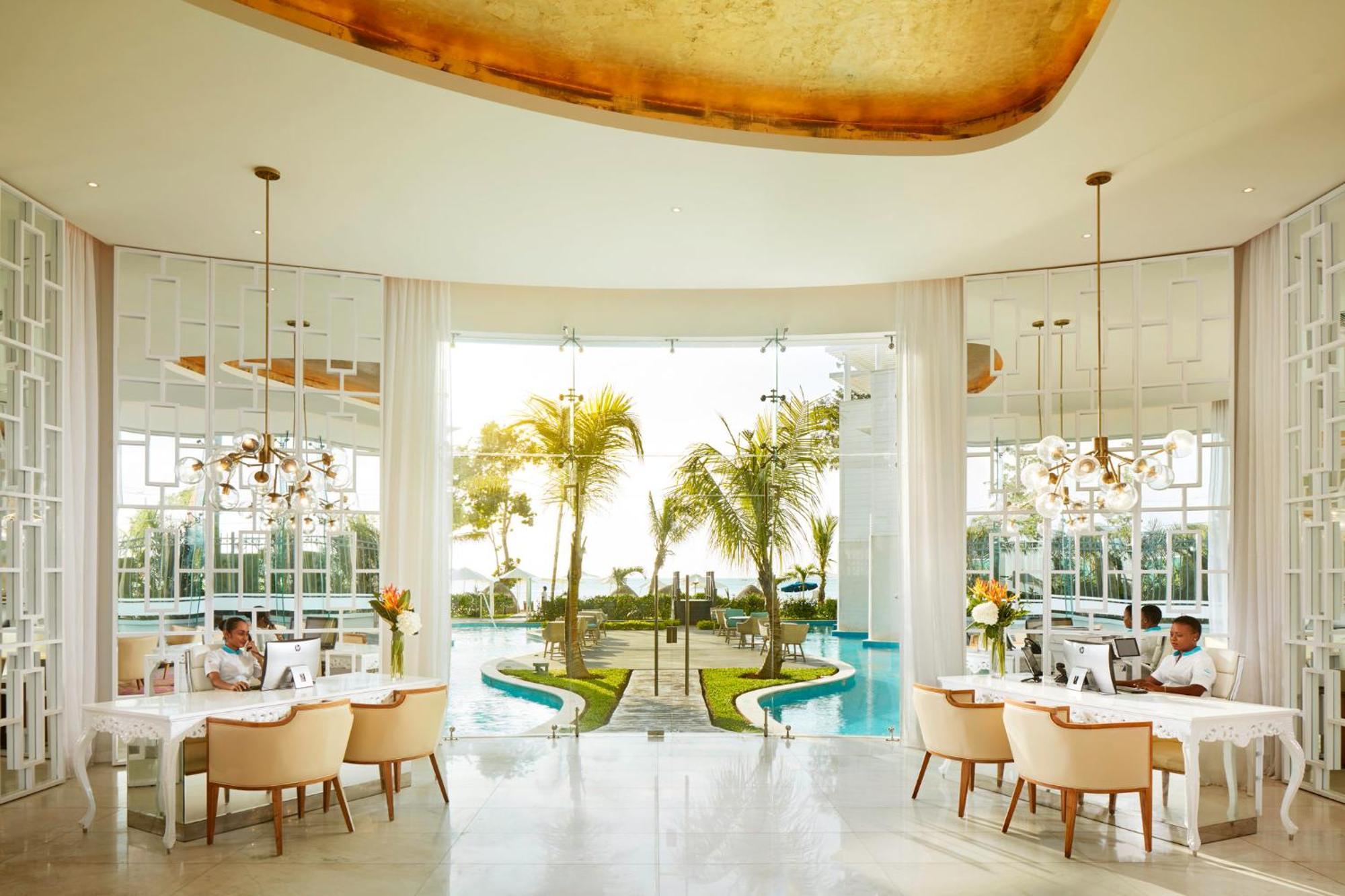 อะซุล บีช รีสอร์ต เนกริล กูร์เมต์ ออลอินคลูซีฟ บาย การิสมา Hotel ภายนอก รูปภาพ